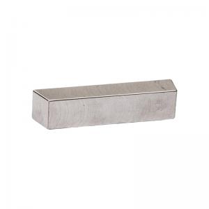 Wet diamond polishing pads for granite