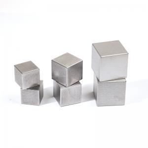 Wet diamond polishing pads for granite